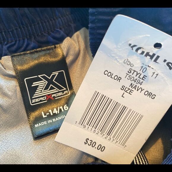 ZEROXPOSURE Boys Large Shark Print Swim Trunks - Picture 5 of 7